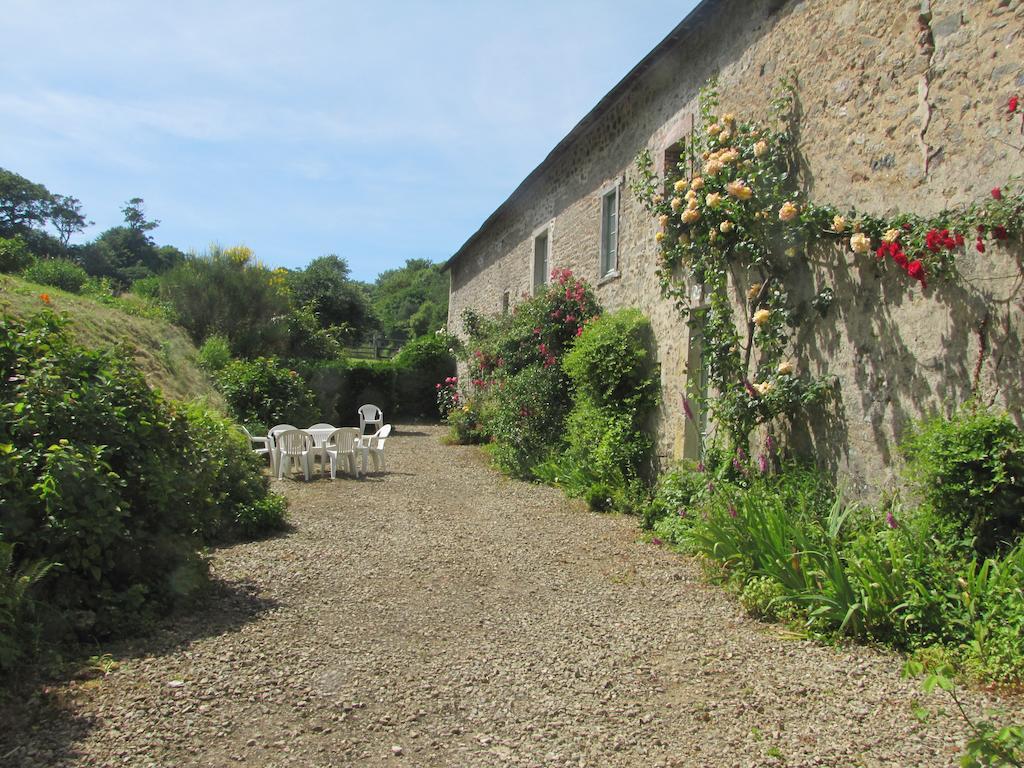 Gite De La Ferme De La Cour Crasville  部屋 写真